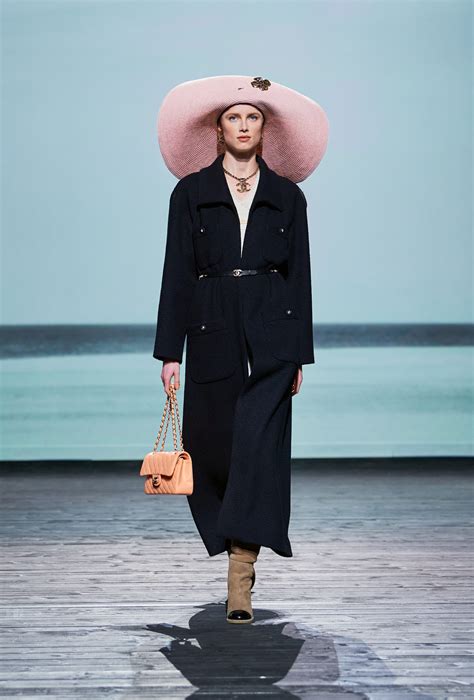 chanel frühling 2024|Chanel’s fall/winter 2024 collection is a dreamy escape to the past.